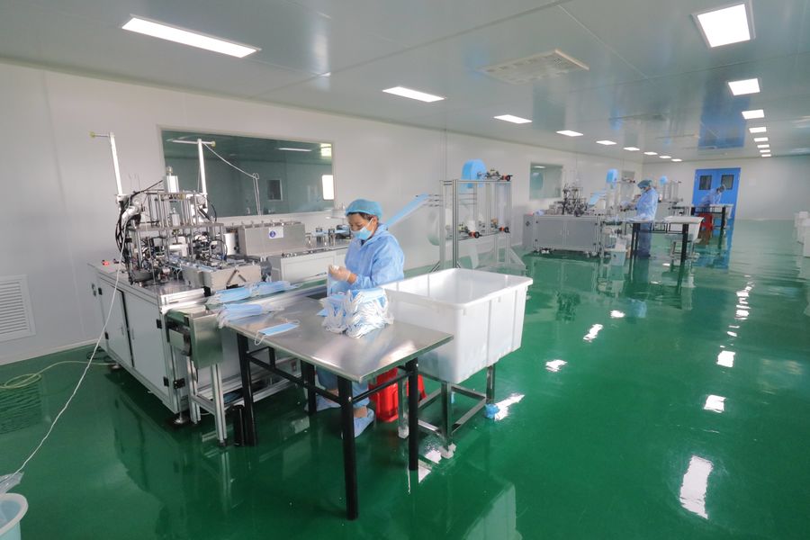 Xinyang Yihe Non-Woven Co., Ltd. dây chuyền sản xuất